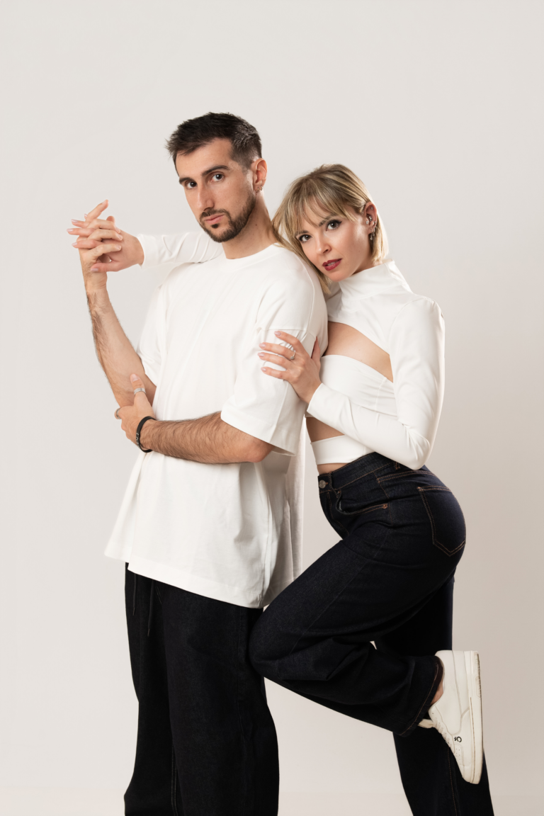 simone e giulia bachata influence